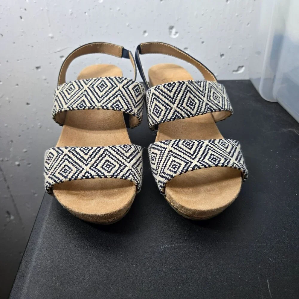 Lifestride Womens Marcela Wedge Sandals Size 6.5 Comfort Summer Cork Open Toe